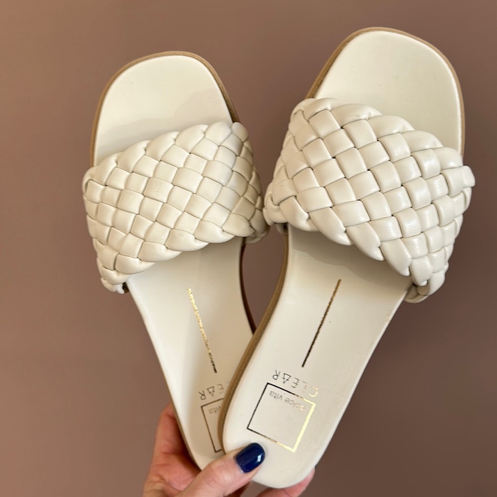 Brand new dolce vita slides